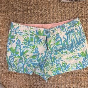 Lilly Pulitzer Women's Blue and Green Printed Shorts